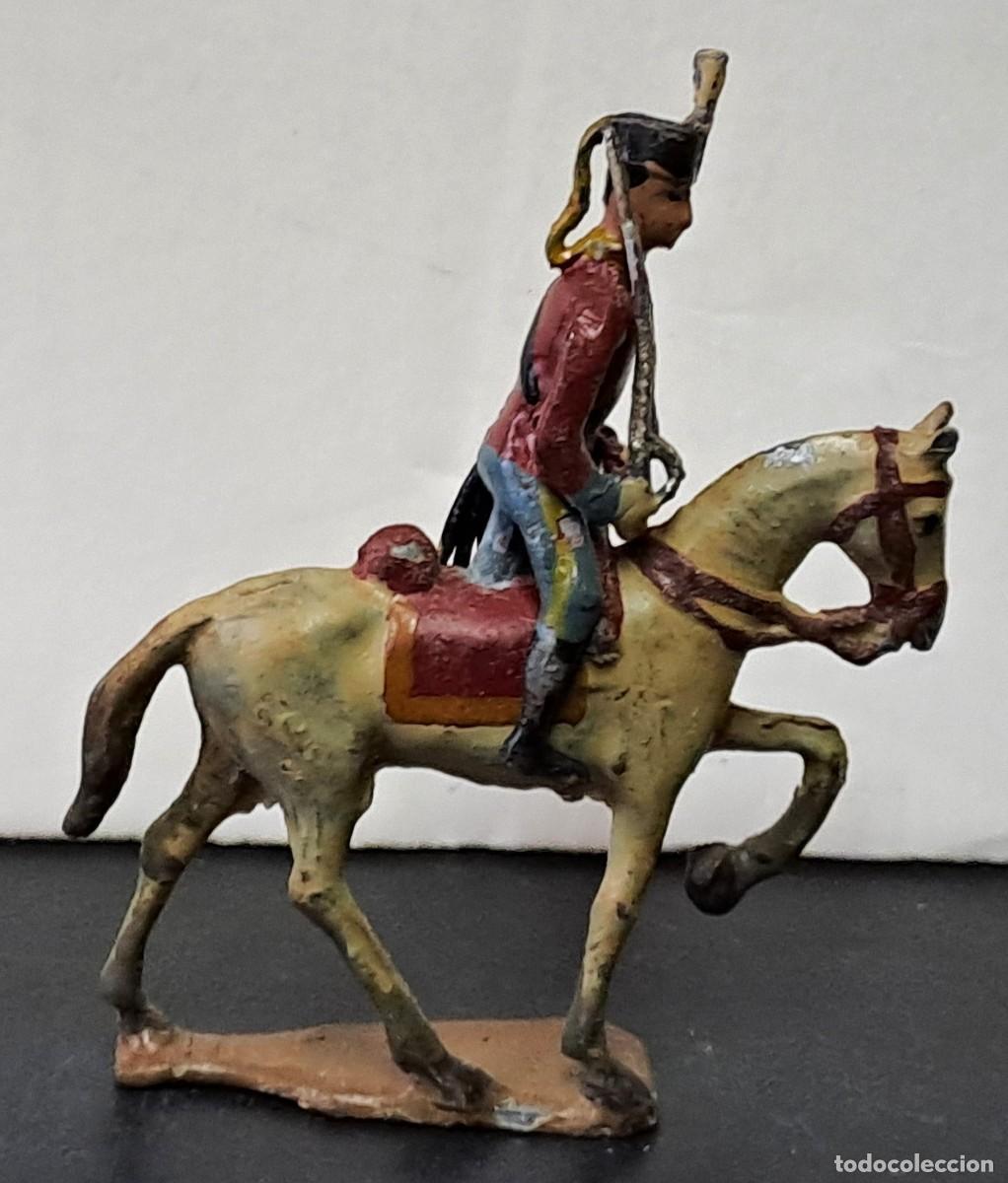Juguetes Antiguos: SOLDADO DE PLOMO MONTADO A CABALLO A&Ntilde;OS 30 DE CASANELLAS, PINTADO A MANO. SOLDADOPLOM-43