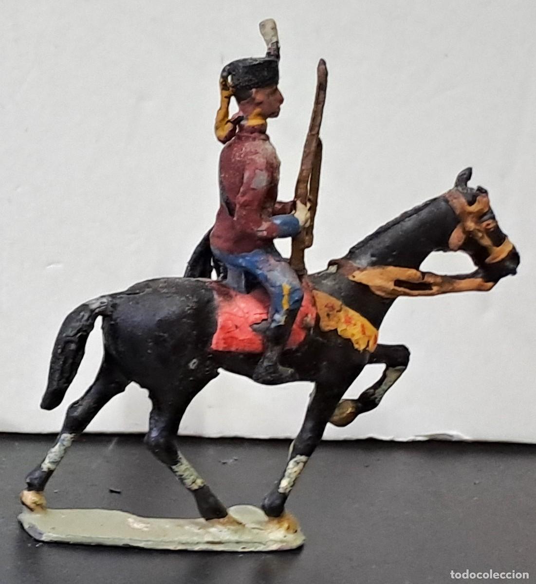 Juguetes Antiguos: SOLDADO DE PLOMO MONTADO A CABALLO A&Ntilde;OS 30 DE CASANELLAS, PINTADO A MANO. SOLDADOPLOM-48