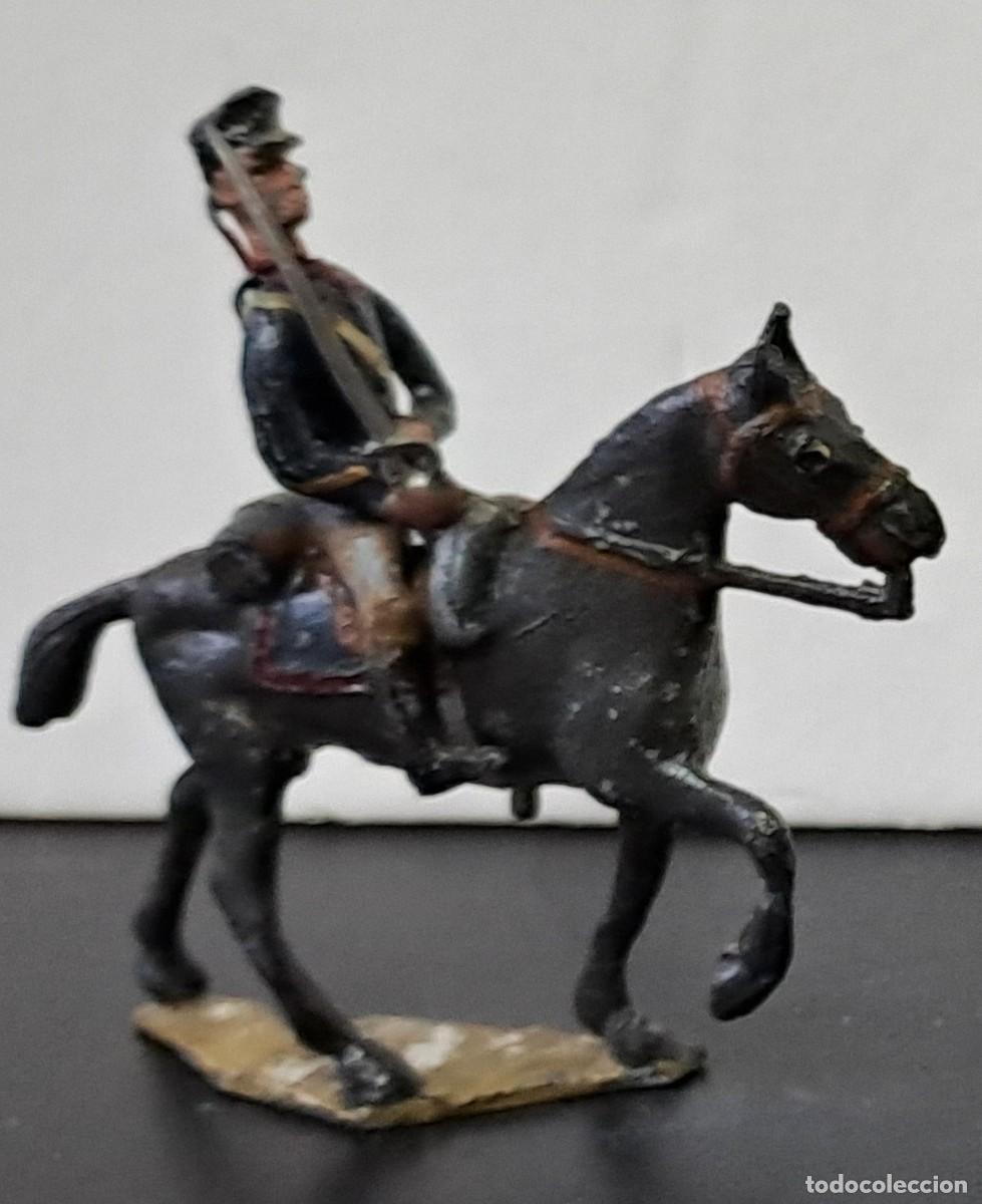 Juguetes Antiguos: SOLDADO DE PLOMO MONTADO A CABALLO A&Ntilde;OS 30 DE CASANELLAS, PINTADO A MANO. SOLDADOPLOM-53