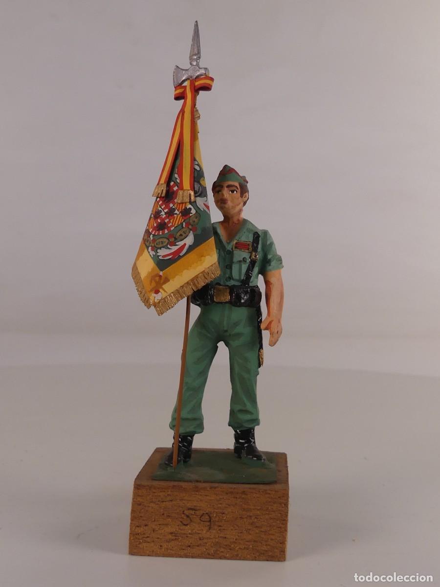 Giochi Antichi: SOLDADITO DE PLOMO LEGIONARIO CON BANDERA &ndash; OBJETO DE COLECCI&Oacute;N
