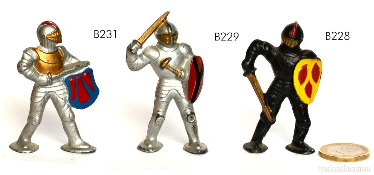 Juguetes Antiguos: LOTE DE 3 CABALLEROS MEDIEVALES - BARCLAY POOT FOOT - USA - 1950,S - HOLLOCAST