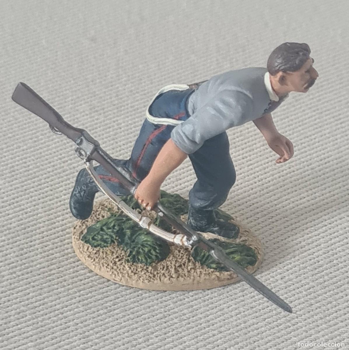 Altes Spielzeug: W. BRITAIN ZULU WAR REF. 20038 BRITISH 24th FOOT PRIVATE ALFRED HENRY HOOK (RETIRED) NO K&C