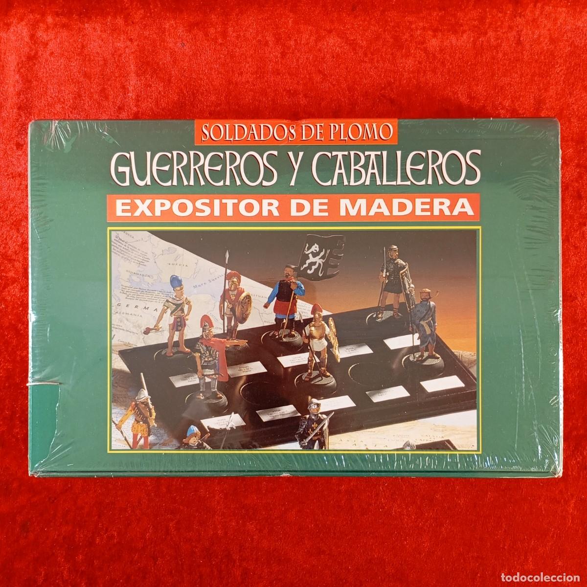Juguetes Antiguos: SOLDADOS DE PLOMO - GUERREROS Y CABALLEROS - EXPOSITOR DE MADERA - ESTUCHE N&ordm;8 - PRECINTADO / 1007