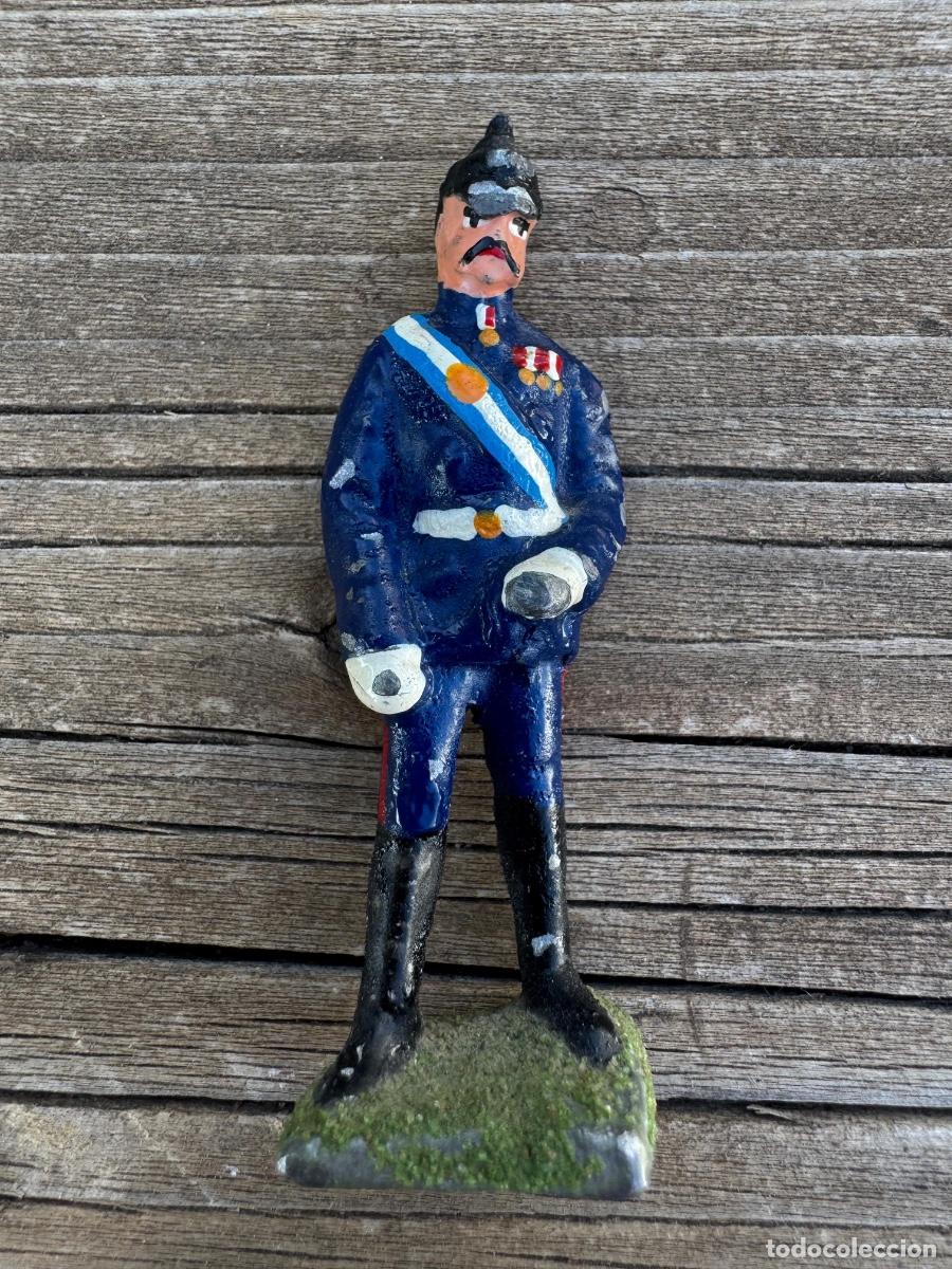 Jogos Antigos: Antiguo soldado plomo pintado general 1910 ppio s XX 7cms