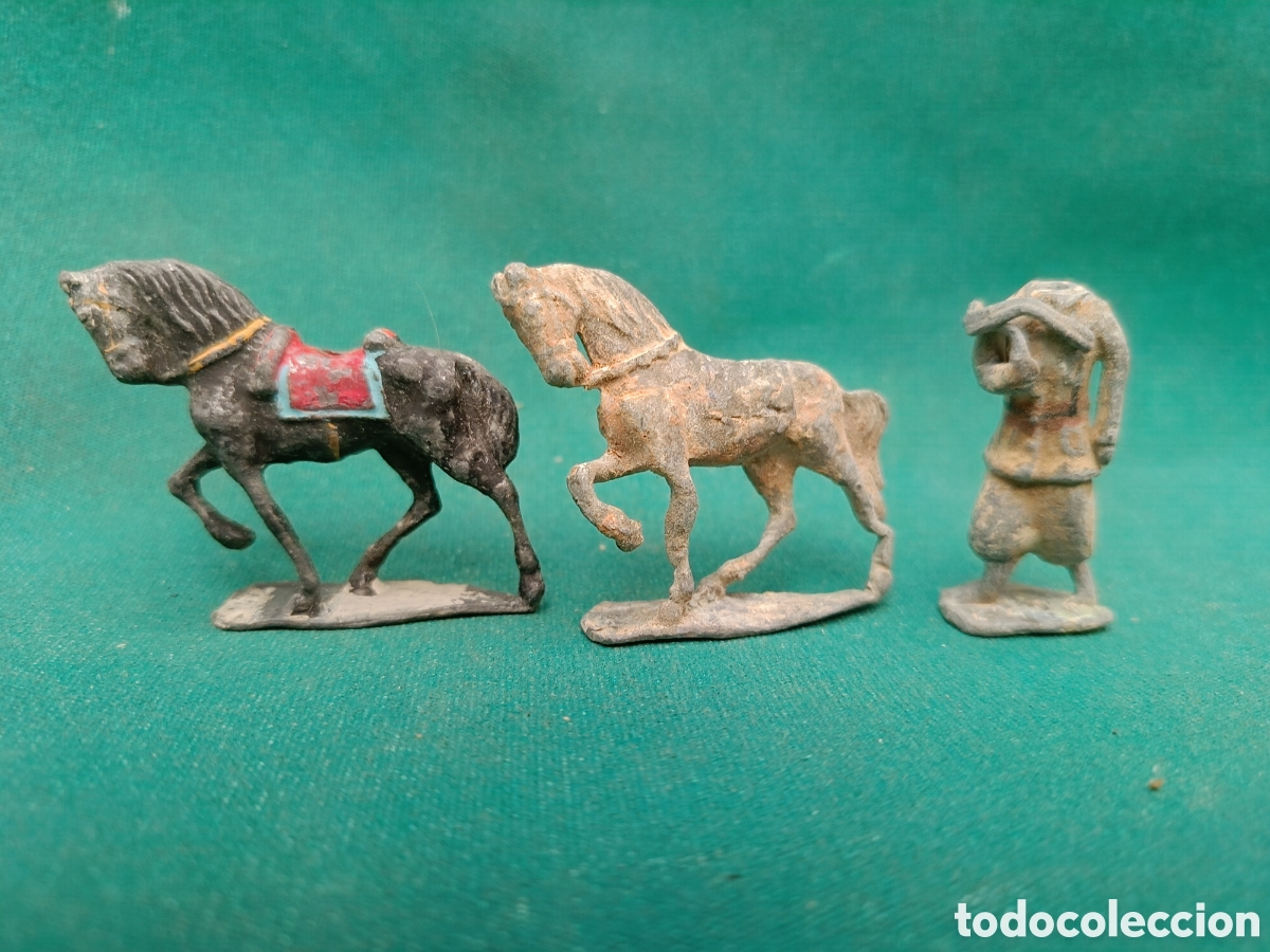 Juguetes antiguos: TRES ANTIGUAS PIEZAS DE PLOMO