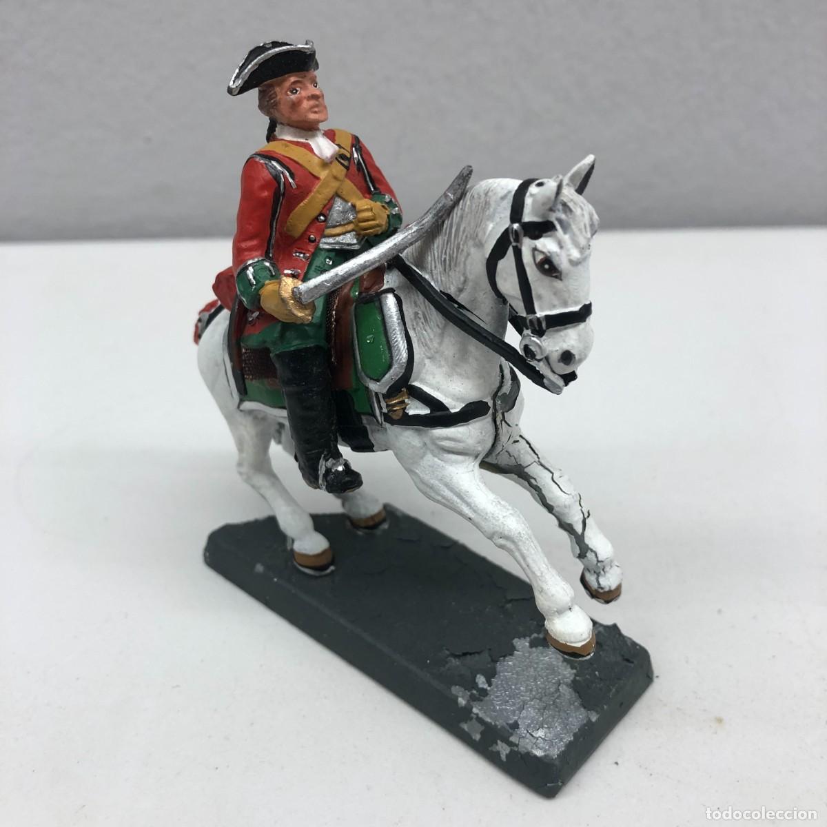 Juguetes antiguos: SOLDADITO DE PLOMO - DEA BY CASSANDRA - MARLBOROUGH REDE JACKET - CAVALRYMAN (UK) 1704 - 100 MM