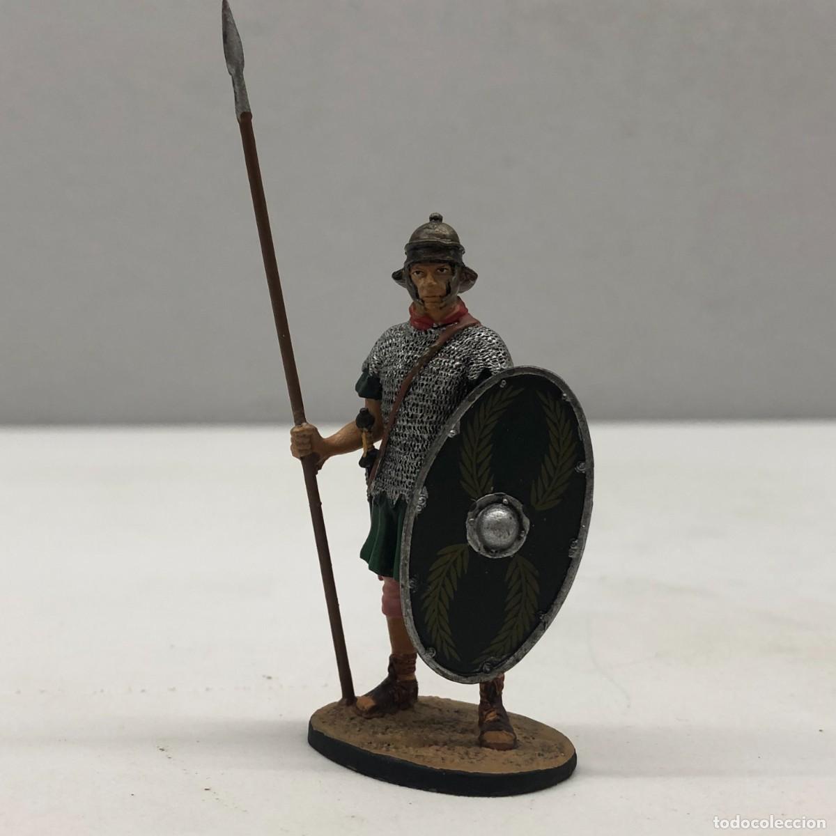 Juguetes antiguos: SOLDADITO DE PLOMO - ANDREA MINIATURES - INFANTE AUXILIAR ROMANO - ANTIGUA ROMA - 85 MM