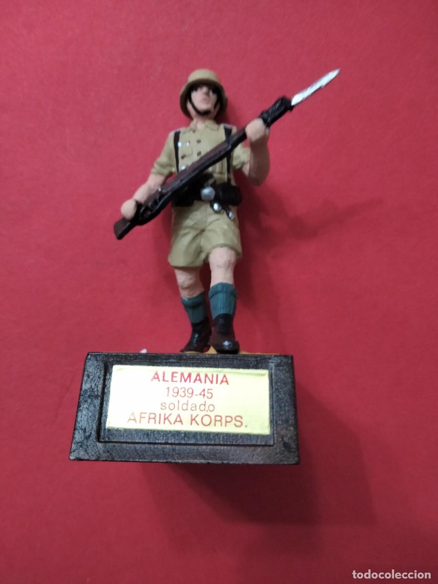 Juguetes antiguos: Soldado de plomo. Alemania 1939-45, &Aacute;frika Korps.SOLDAT