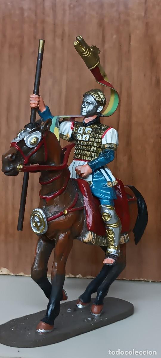 Jeux Anciens: PORTA ESTANDARTE ITALIANO GUERREROS DE LA HISTORIA DELPRADO DEL PRADO