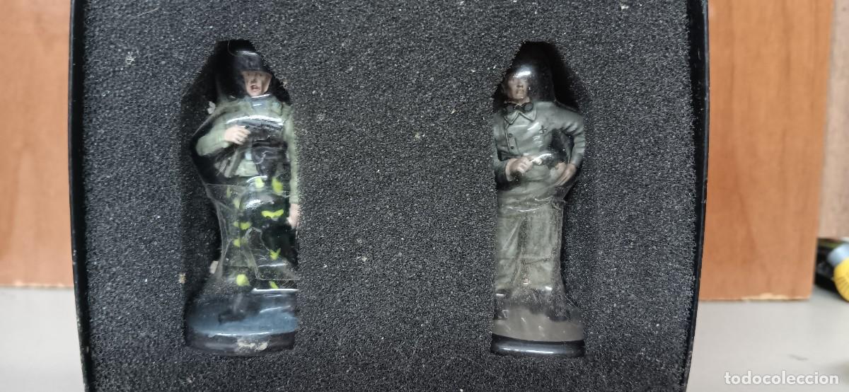 Jeux Anciens: 2 FIGUAS 2&ordf; GUERRA MUNDIAL ATLAS