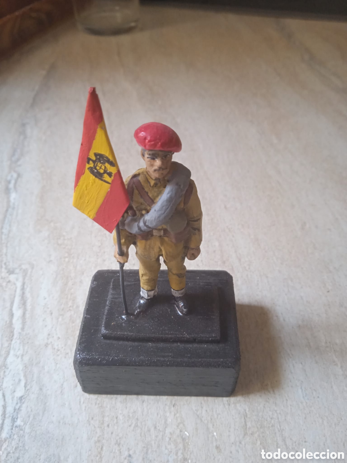 Juguetes antiguos: Soldado de plomo .Guerra Civil Espa&ntilde;ola.Requet&eacute;.