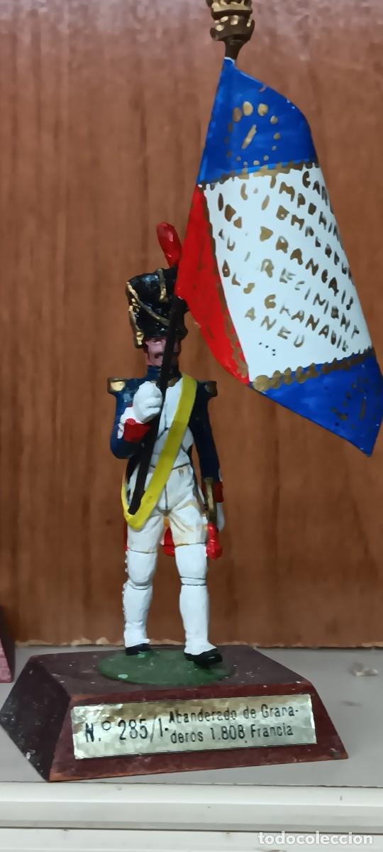 Jeux Anciens: ABANDERADO GRANADERO FRANCIA 285/1SOLDADOS ALYMER