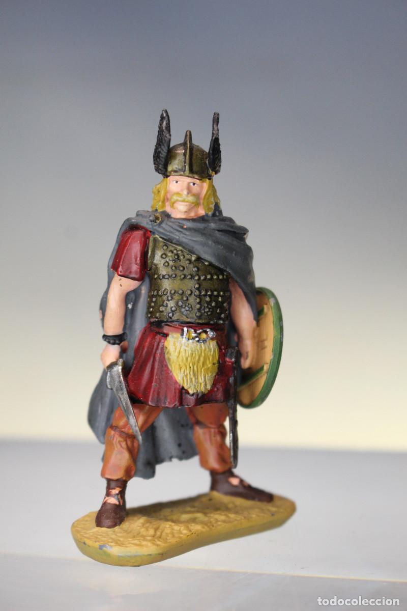 Juguetes antiguos: Vercing&eacute;torix #41. 1:32. Soldados de plomo de la Antigua Roma