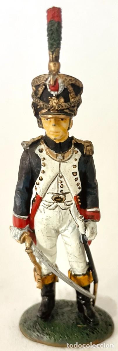 Juguetes antiguos: OFICIAL DE FUSILEROS DE LA JOVEN GUARDIA. SOLDADOS DE LAS GUERRAS NAPOLE&Oacute;NICAS. DEL PRADO. 1:32.