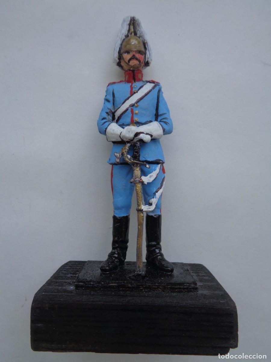 Juguetes antiguos: FIGURA CABALLERIA DE ALFONSO XIII . SOLDADO DE CABALLERIA DE GALA CON CASCO Y SABLE .. 11 CM