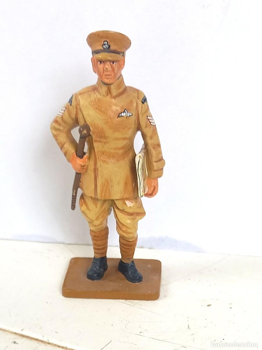 Juguetes antiguos: Figura de plomo de un Sargento Ingl&eacute;s de la 1&ordf; Guerra Mundial delPrado