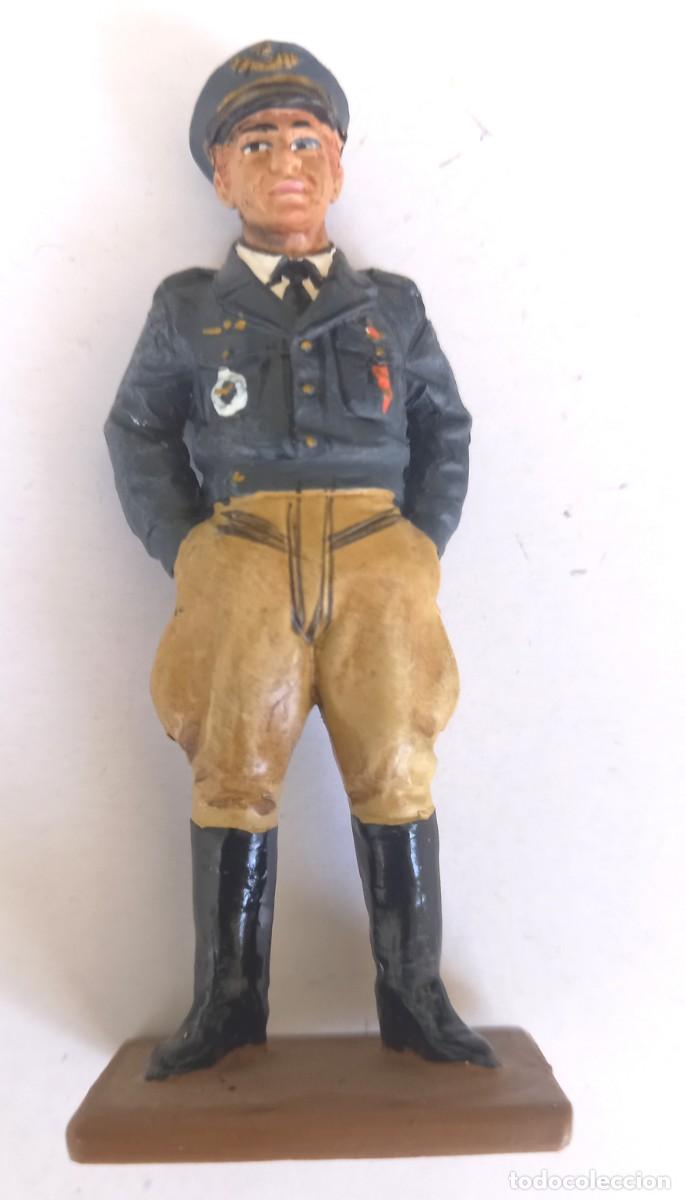 Juguetes antiguos: Figura de plomo de un Comandante Ruso FAFL , Francia a&ntilde;o 1943 ,delPrado