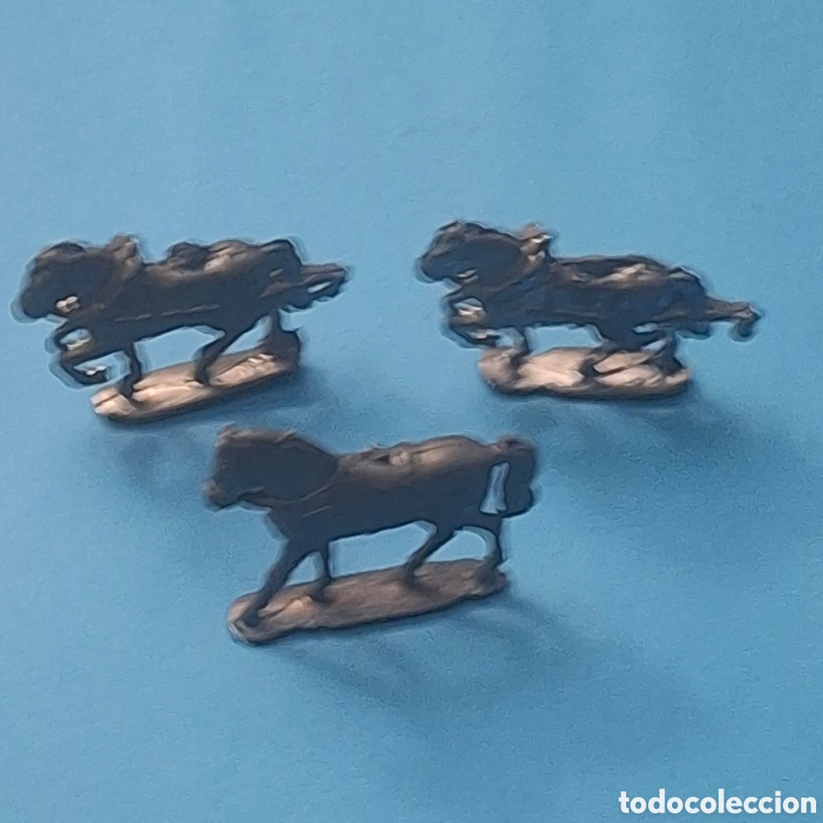 Juguetes antiguos: LOTE 3 CABALLOS METAL PLOMO PARA SOLDADO - SIN PINTAR NI PULIR