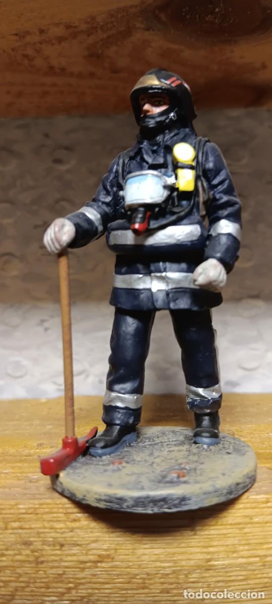 Old Toys: PORTUGAL 2004 BOMBEROS DEL MUNDO DEL PRADO DELPRADO