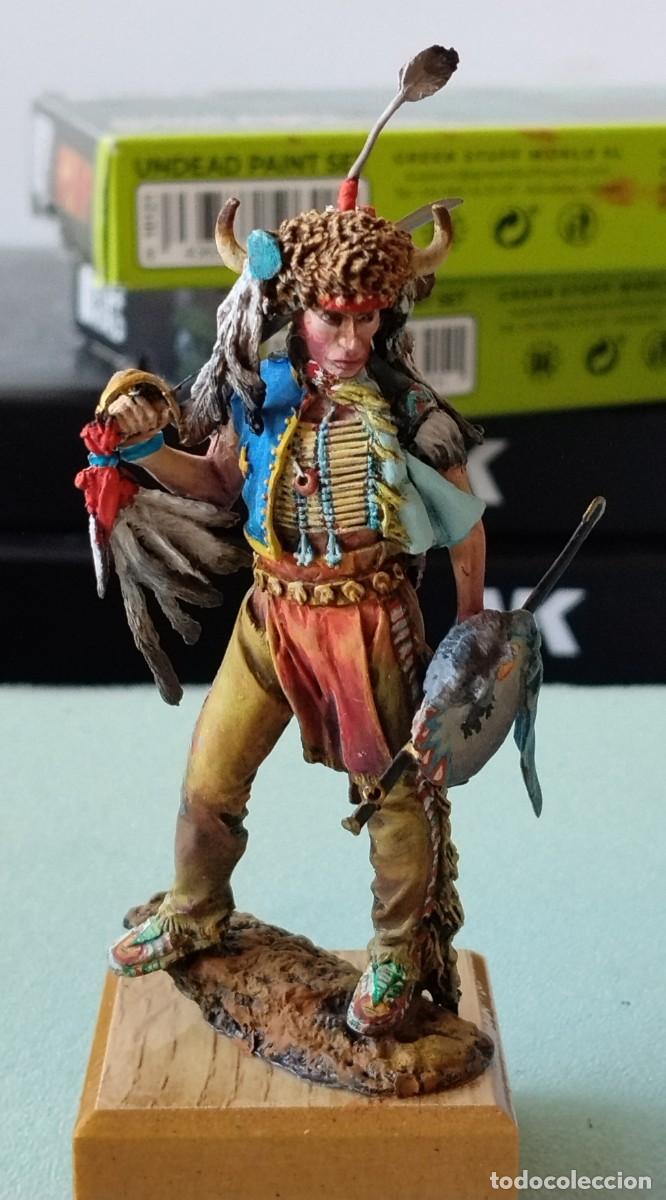 Juguetes antiguos: Guerrero sioux. Figura en resina de 70 mm. Pintado en alta calidad.