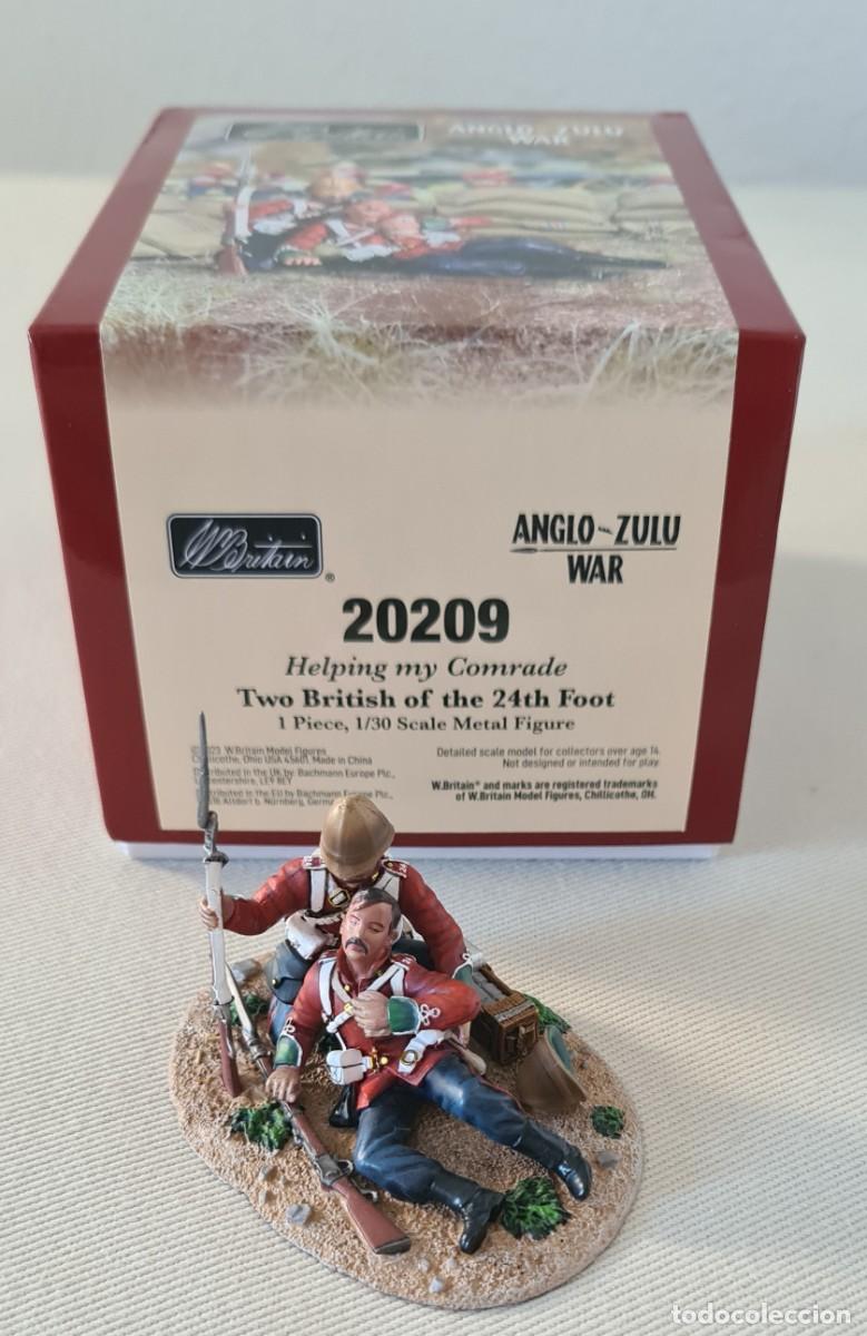 Juguetes antiguos: W. BRITAIN ZULU WAR REF. 20209 HELPING MY COMRADE - TWO BRITISH OF THE 24th FOOT
