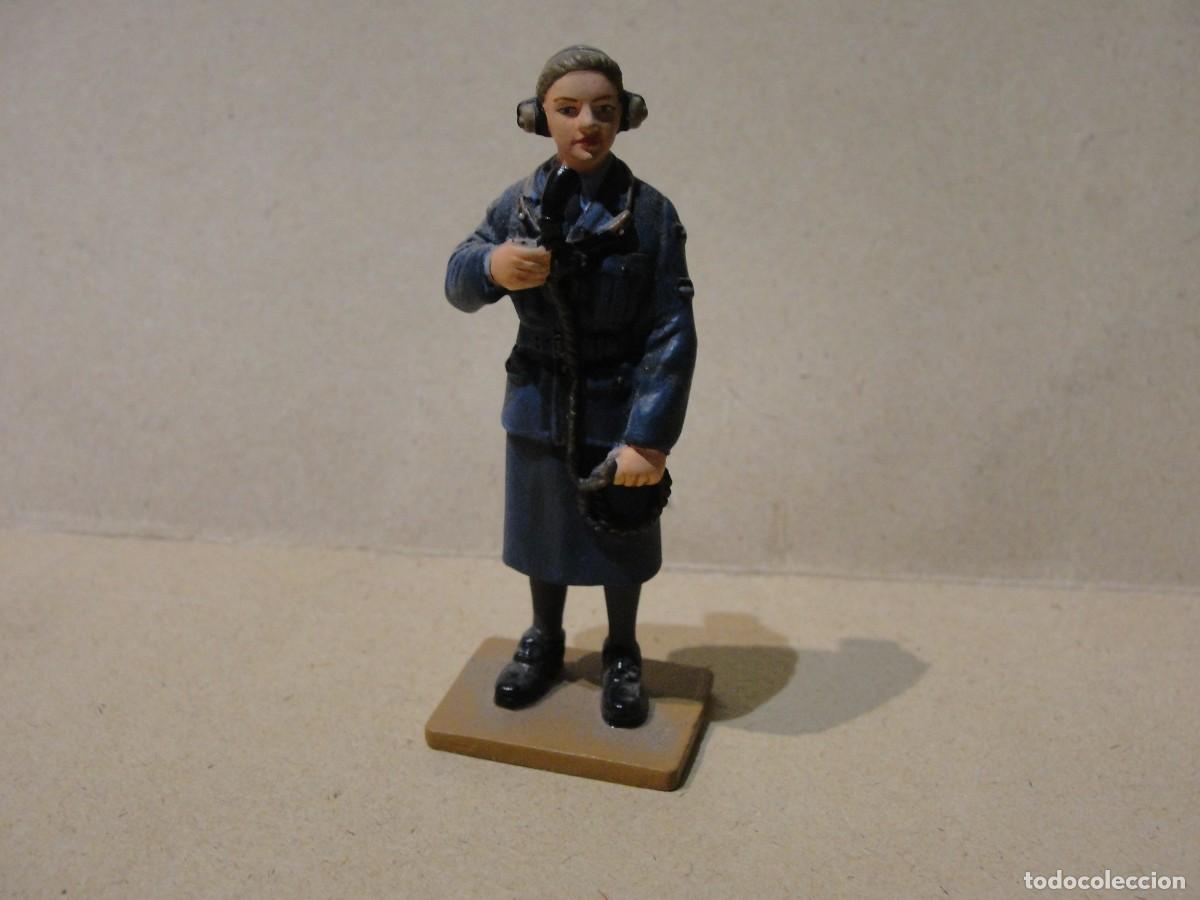 Juguetes antiguos: soldado de plomo LEADING AIRCRAFTWOMAN FIGHTER COMMAND UK 1942 DEL PRADO