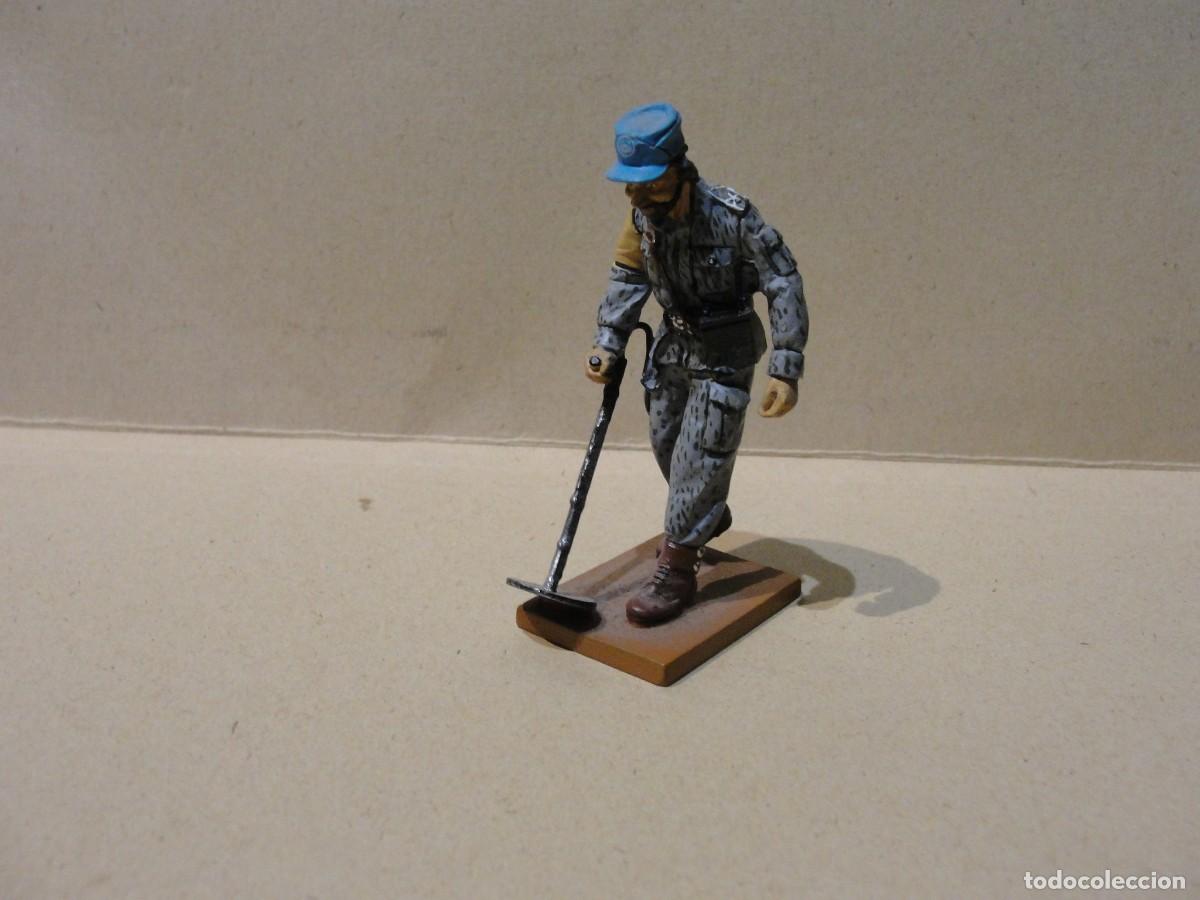 Juguetes antiguos: soldado de plomo ENGINEER ENSIGN UNEF II POLAND 1979 DEL PRADO