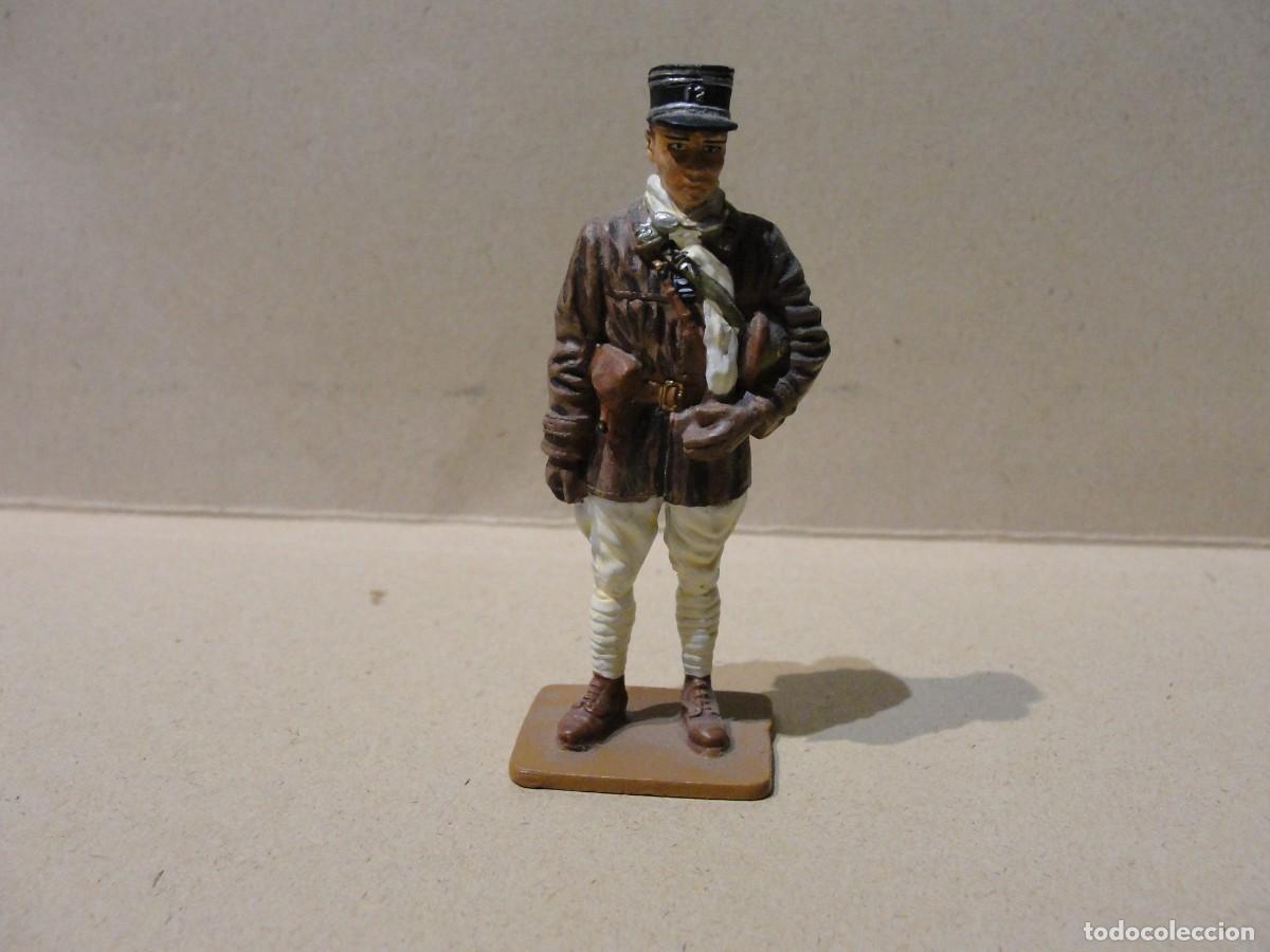 Juguetes antiguos: soldado de plomo CAPTAIN OF TANKS FRANCE 1939-1940 DEL PRADO