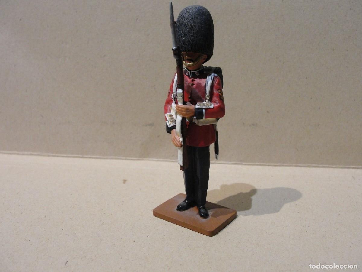 Juguetes antiguos: doldado de plomo COLOUR SERGEANT COLDSTREAM GUARDS UK 1914 DEL PRADO