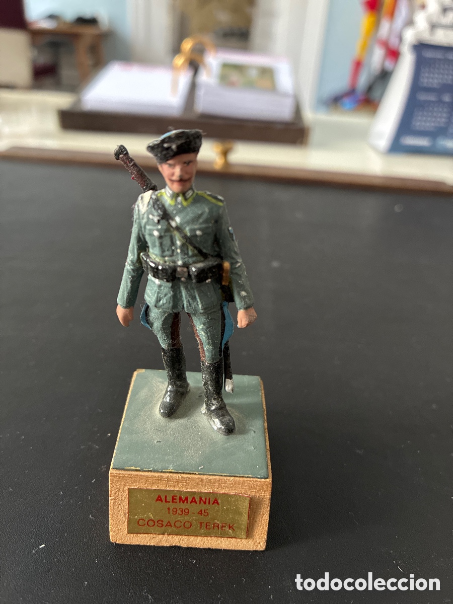 Juguetes antiguos: Soldadito de plomo Cosaco Terek (Alemania) 1939-45