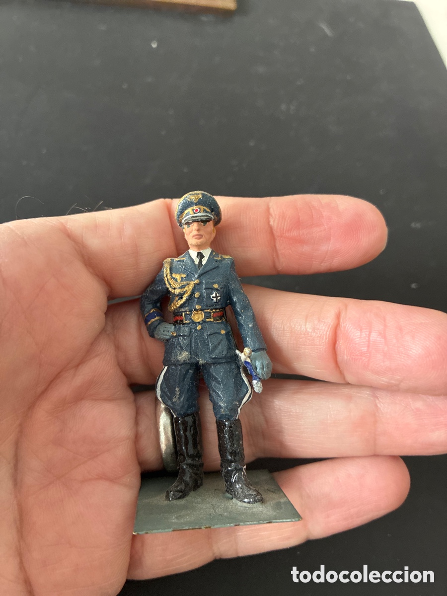 Juguetes antiguos: Oficial Alem&aacute;n de la Luftwaffe de la Segunda Guerra Mundial