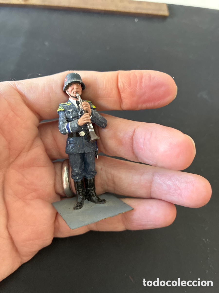 Juguetes antiguos: Soldadito de plomo m&uacute;sico alem&aacute;n