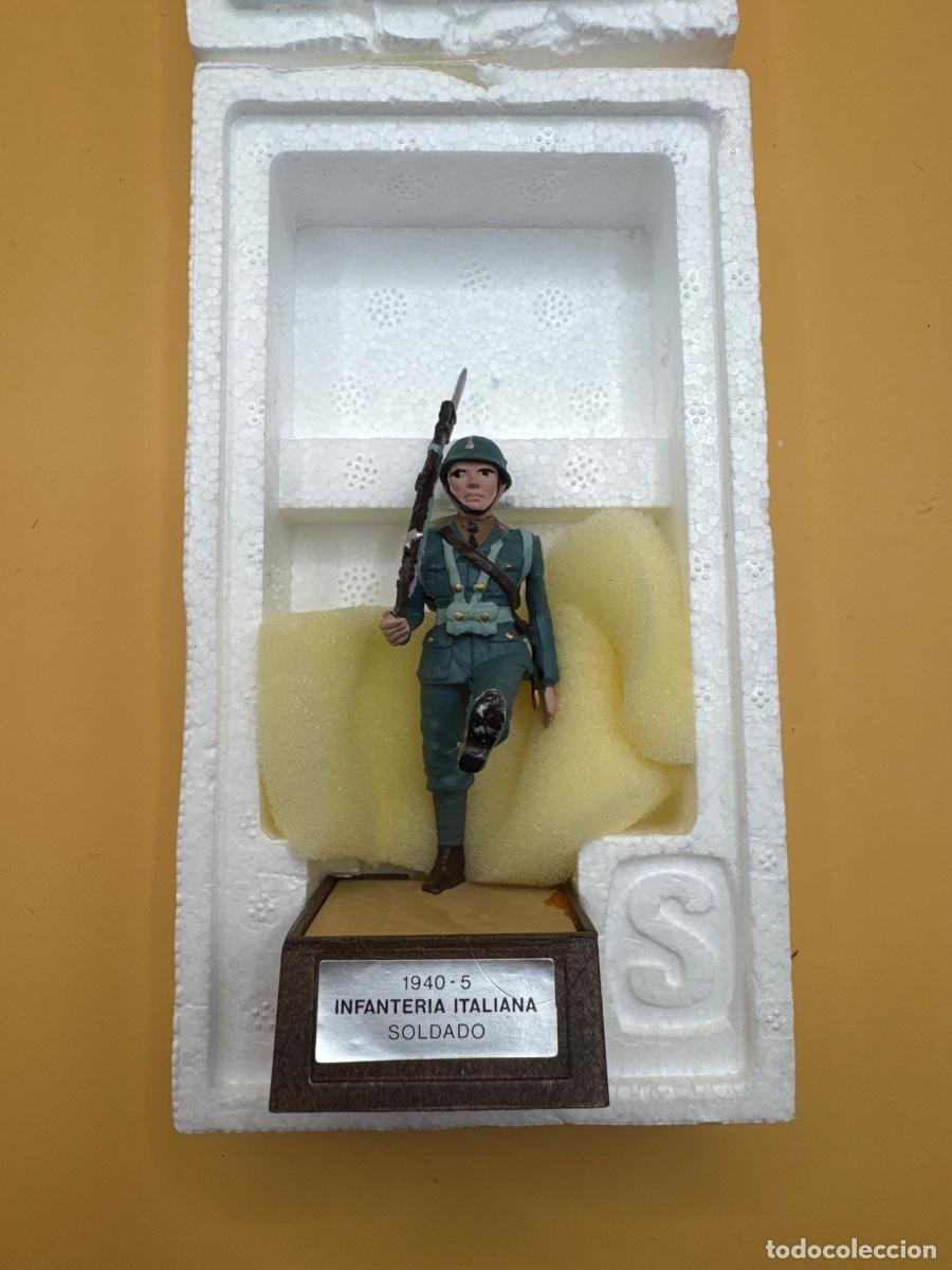 Juguetes antiguos: Soldado de Plomo - u infanter&iacute;a italiana 1940-45- Marca Soldat - con Caja Original