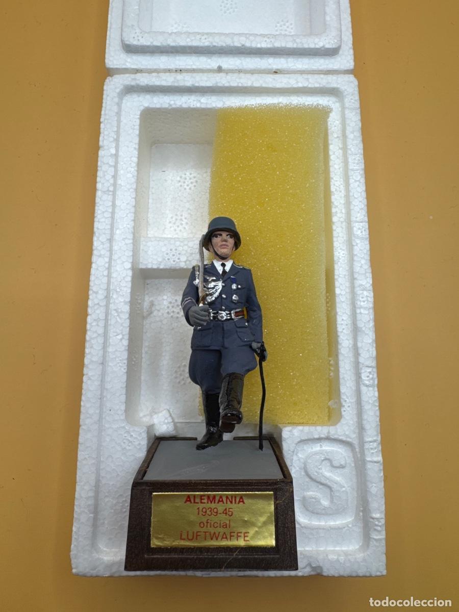 Juguetes antiguos: Soldado de Plomo - oficial luftwaffe alem&aacute;n 1939-45- Marca Soldat - con Caja Original