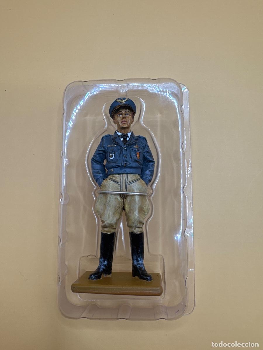 Juguetes antiguos: Figura de plomo de un Comandante Ruso FAFL , Francia a&ntilde;o 1943 ,delPrado