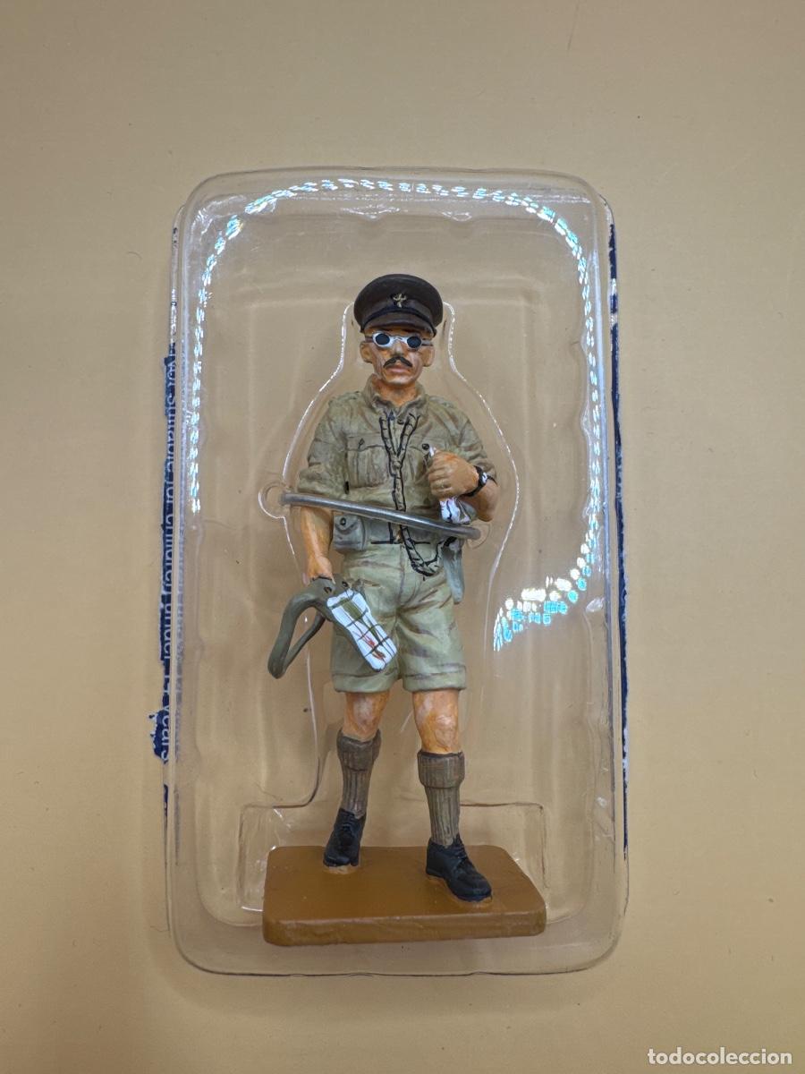 Juguetes antiguos: Soldados plomo Ed. DEL PRADO: capit&aacute;n royal fusileros (desierto) Reino Unido 1942