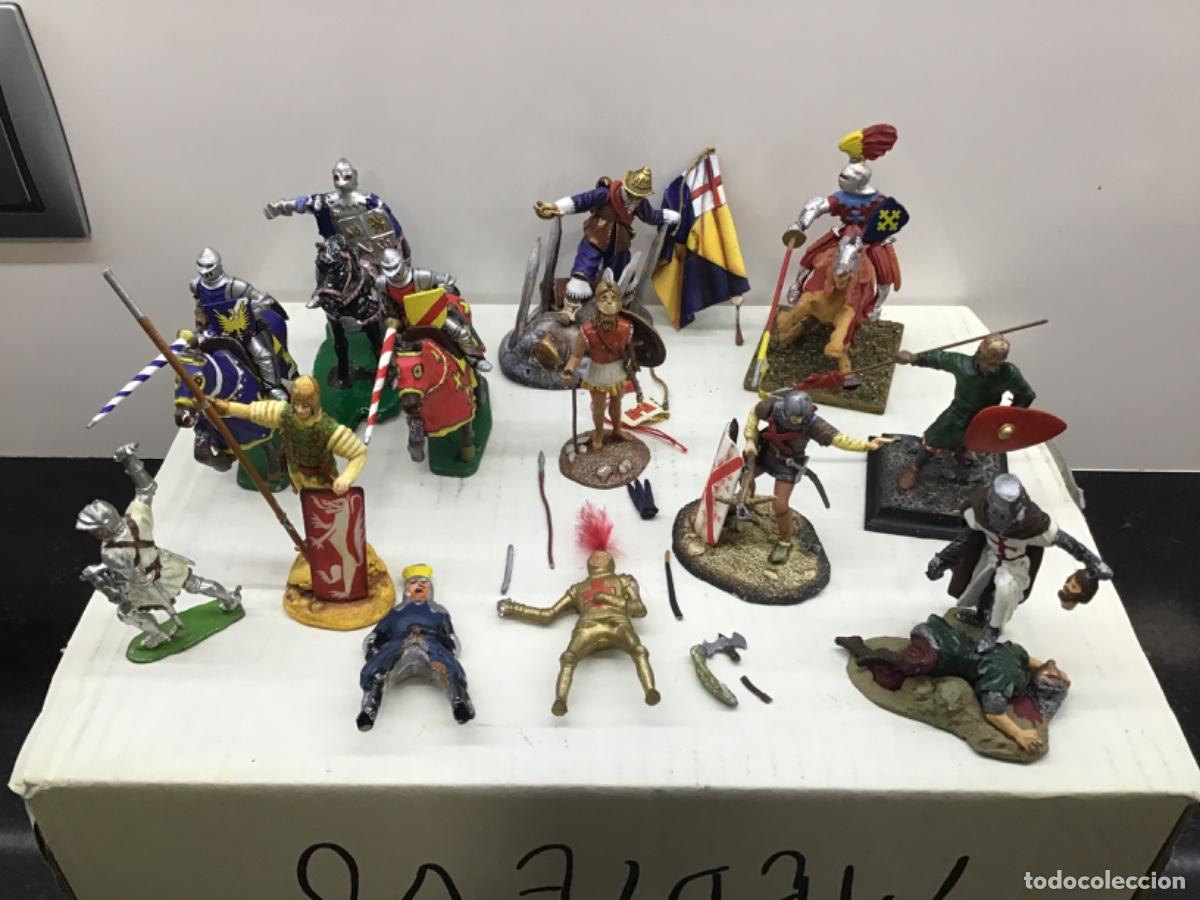 Juguetes antiguos: LOTE FIGURAS METAL MEDIEVALES PLOMO MEDIEVAL no alymer soldat britains king country andrea almirall