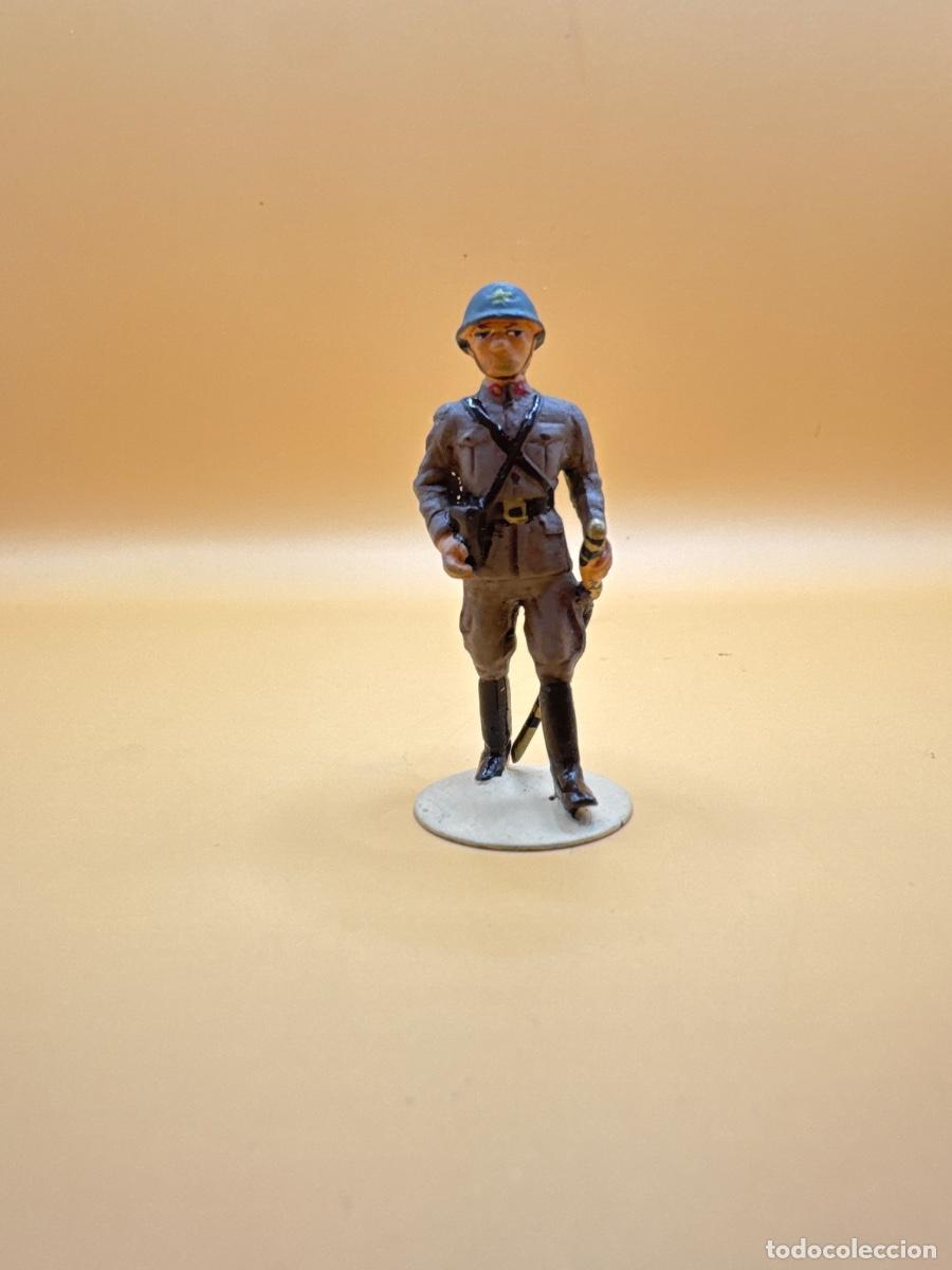 Juguetes antiguos: Soldado de plomo alymer spain