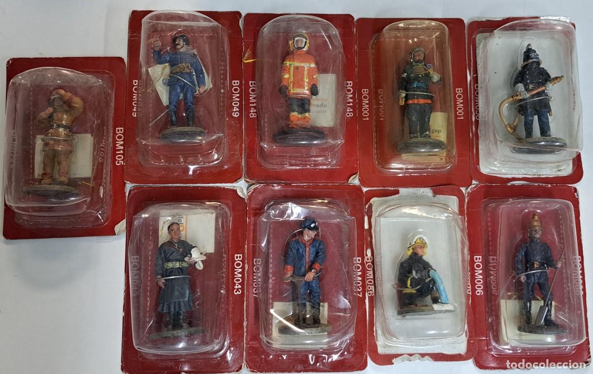Juguetes antiguos: Lote 9 figuras de plomo Bomberos del Mundo Altaya Del Prado
