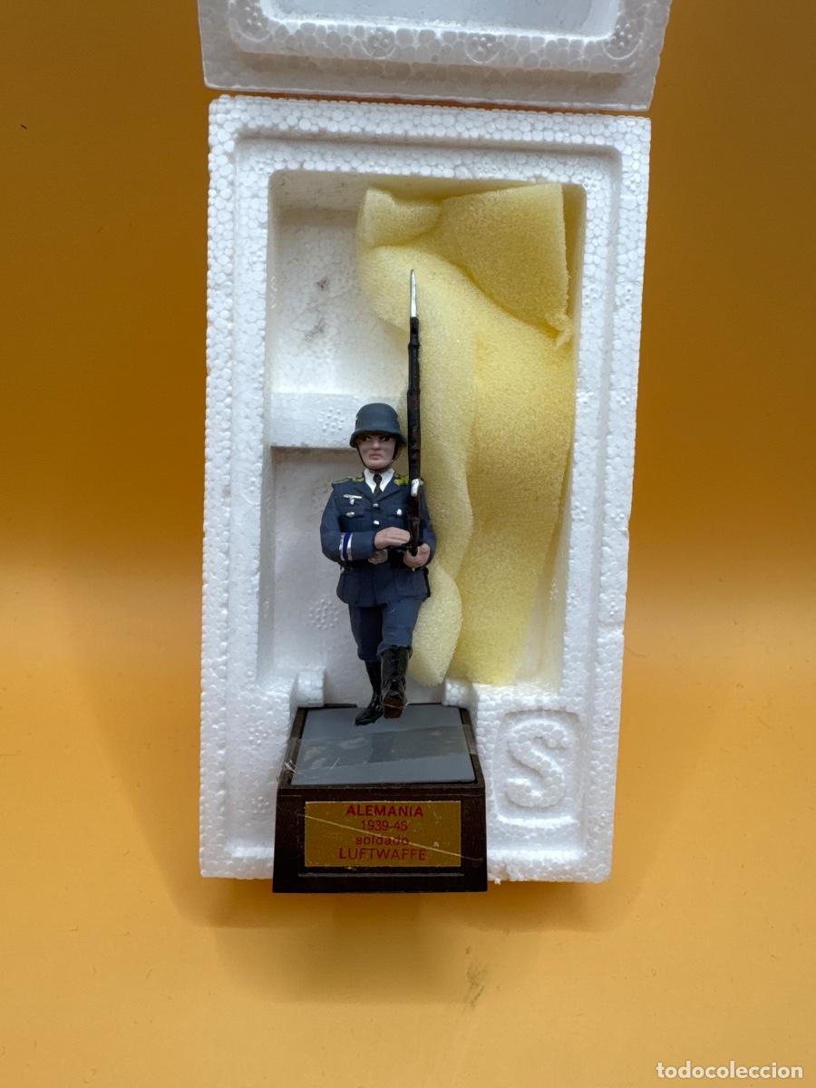 Altes Spielzeug: Soldat soldado alem&aacute;n luftwaffe desfile