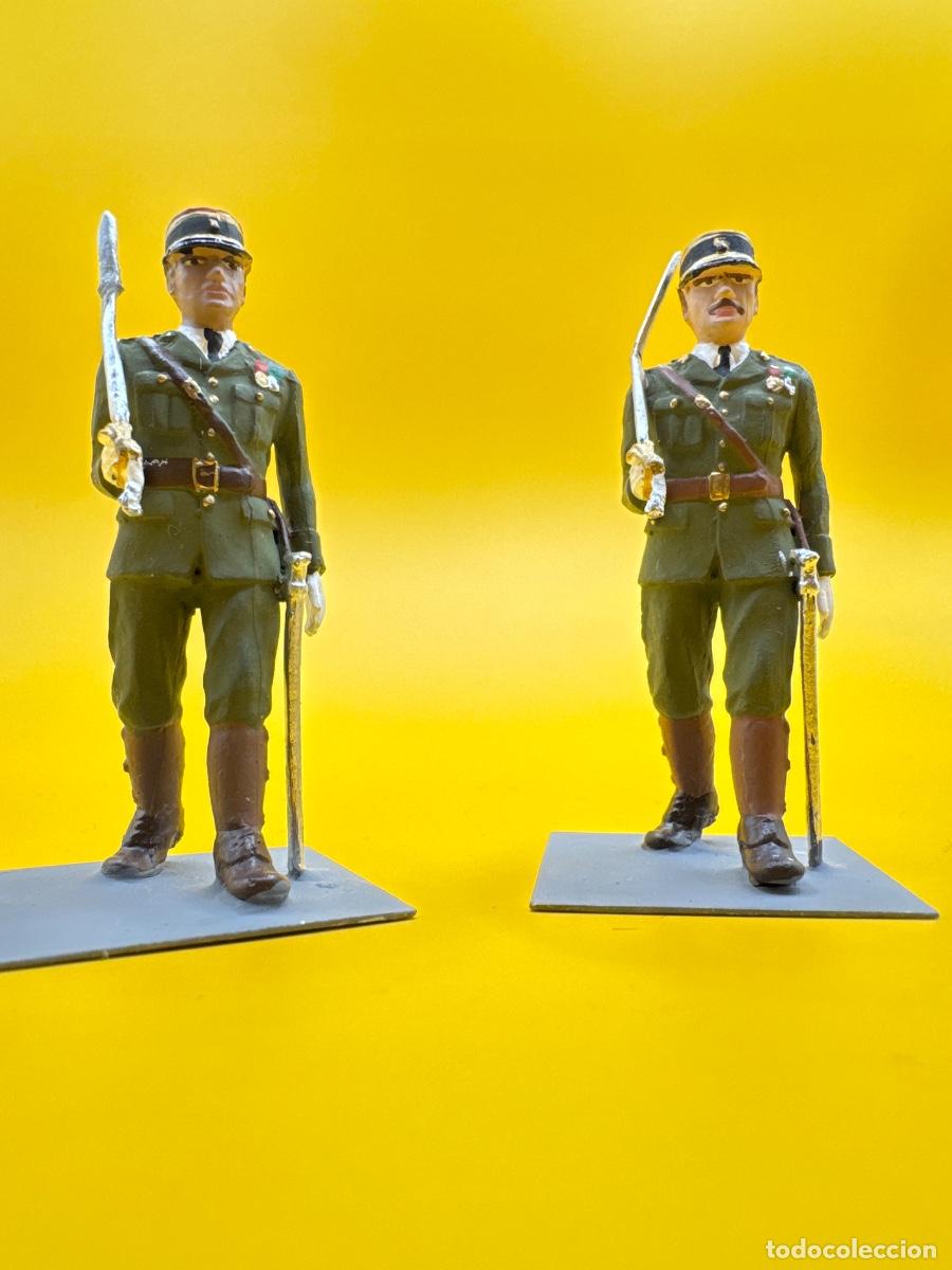 Jogos Antigos: LOTE 2 OFICIALES DE LA LEGI&Oacute;N EXTRANJERA FRANCESA &ndash; SOLDADOS DE PLOMO SOLDAT &ndash; MINIATURAS MILITARES