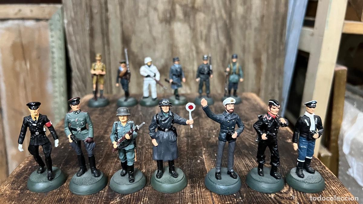 Altes Spielzeug: Soldados plomo nazis alemanes II GM grupo de 13 soldaditos guerra mundial