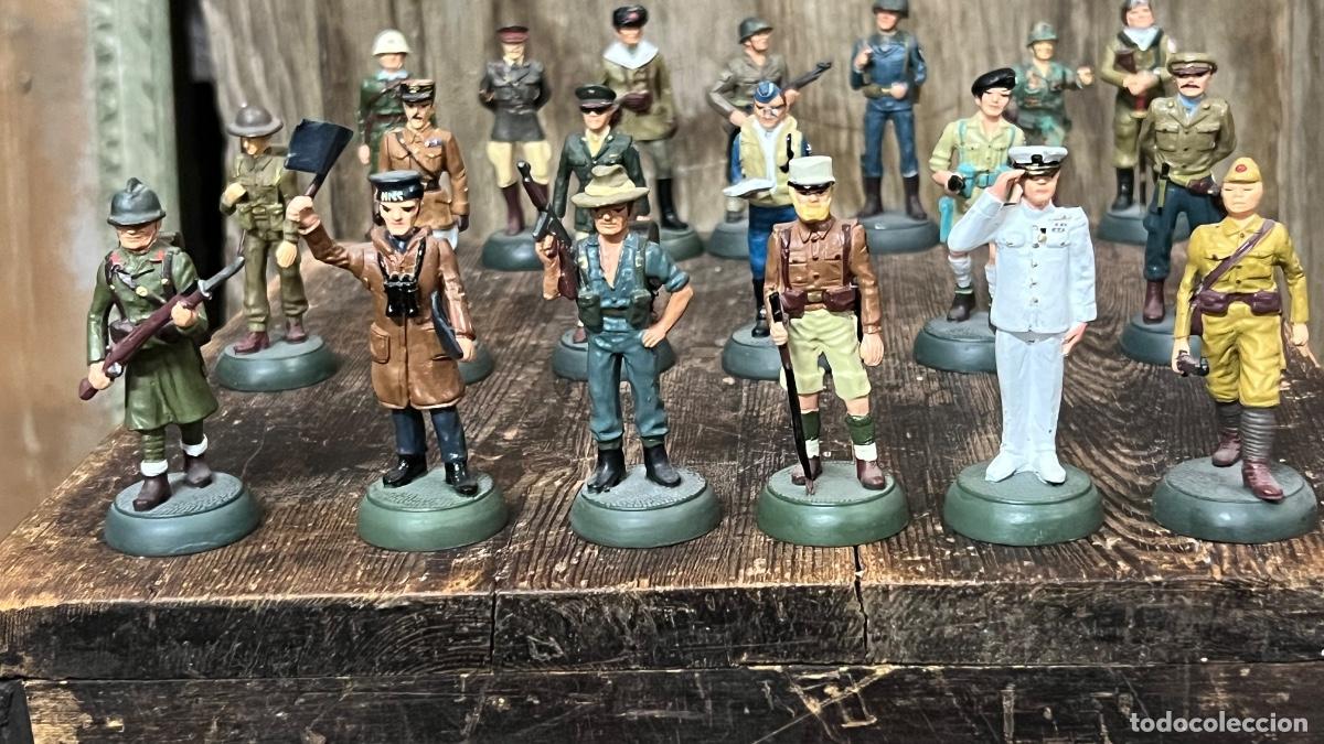 Altes Spielzeug: Soldados plomo Jap&oacute;n Inglaterra usa II GM grupo de 19 soldaditos guerra mundial
