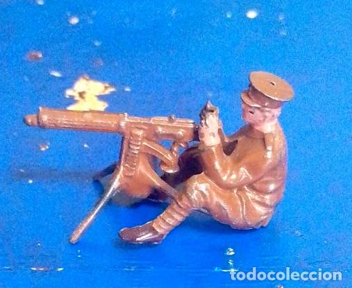 Juguetes antiguos: soldado britanico con ametralladora marca Britains a&ntilde;os 40