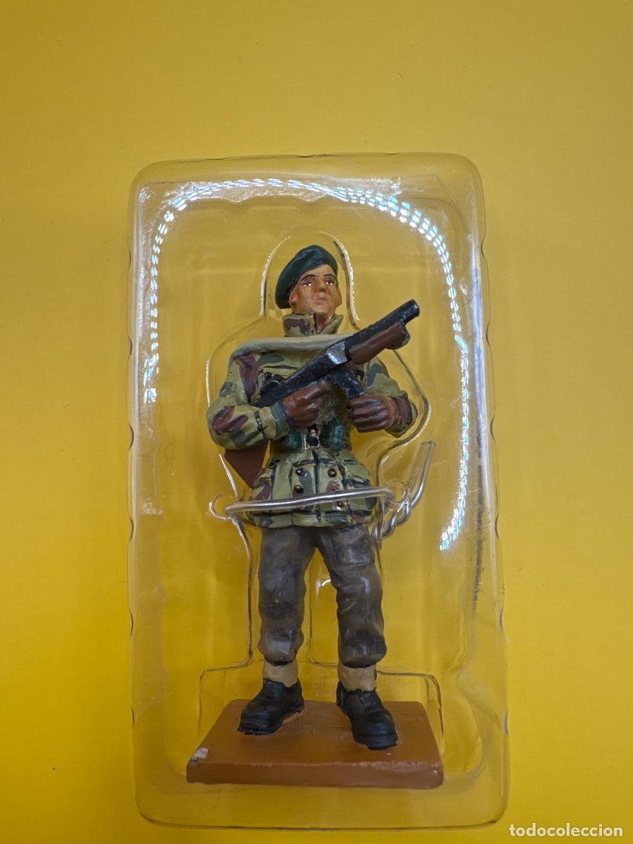 Juguetes antiguos: Sergeant Army Commandos Uk-1944/45 Del Prado Collection