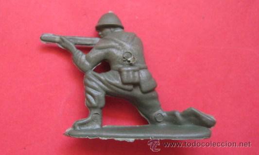 Juguetes antiguos: SOLDADO DE PLASTICO . . ENVIO GRATIS&iexcl;&iexcl;&iexcl; - Foto 2