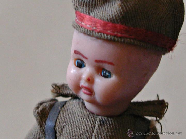 Jeux Anciens: PEQUE&Ntilde;O MU&Ntilde;ECO MILITAR EN CELULOIDE CON OJOS BASCULANTES. A&Ntilde;OS 30
