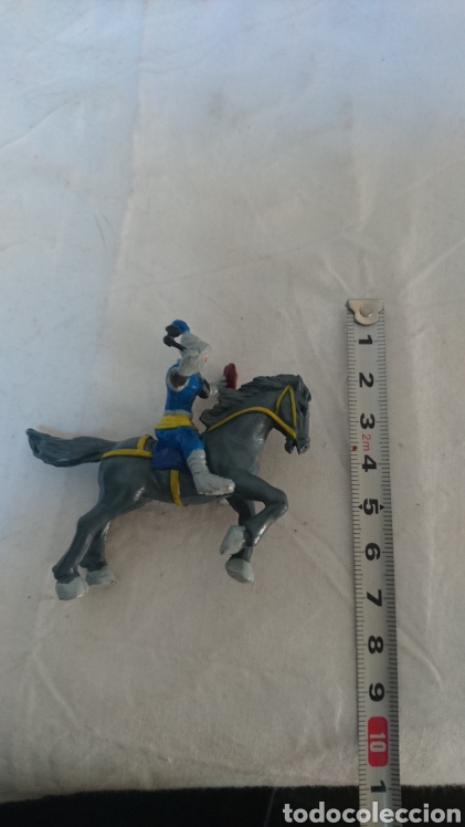 Juguetes antiguos: CABALLERO A CABALLO - Foto 2