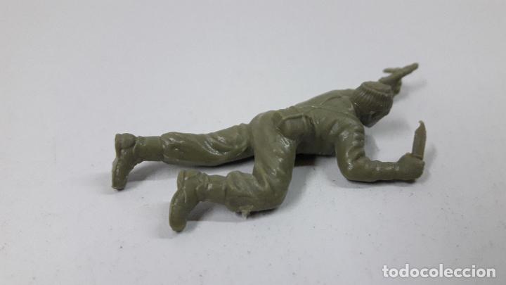 Juguetes antiguos: COMANDO . REALIZADO EN PLASTICO MONOCOLOR - Foto 3