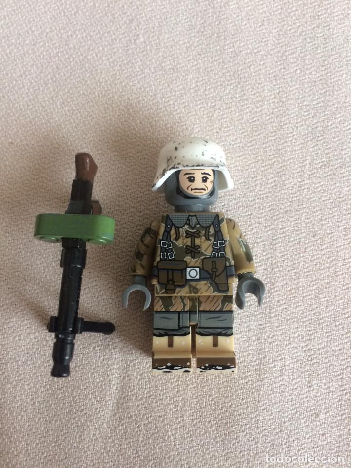 Juguetes antiguos: BRICKS VOLKSGRENADIER 1944 - Foto 1